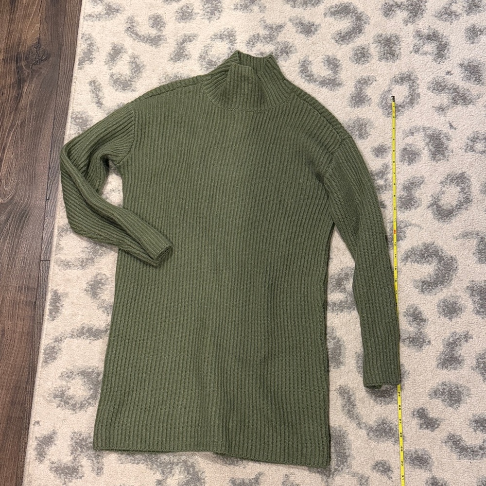 Olive Green Turtleneck Sweater XS LUCKY BRAND dress